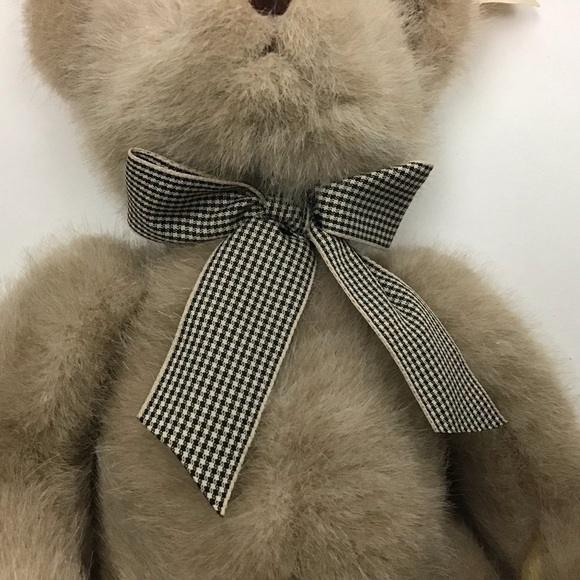 Teddy Bear, Trafalgar Russ Berrie & Co. 16” cuddly soft unjointed bear. NWT - Picture 5 of 9